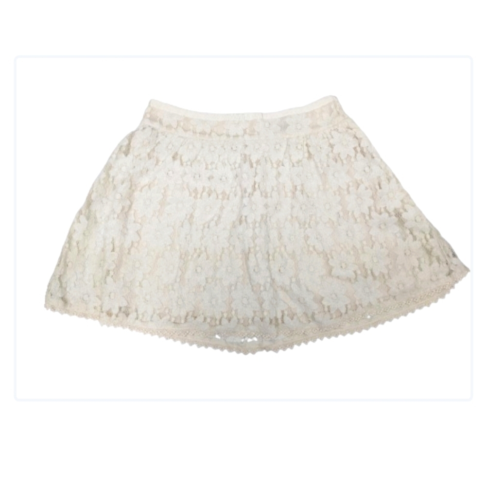 American Eagle Outfitters white lace floral mini skirt size 6